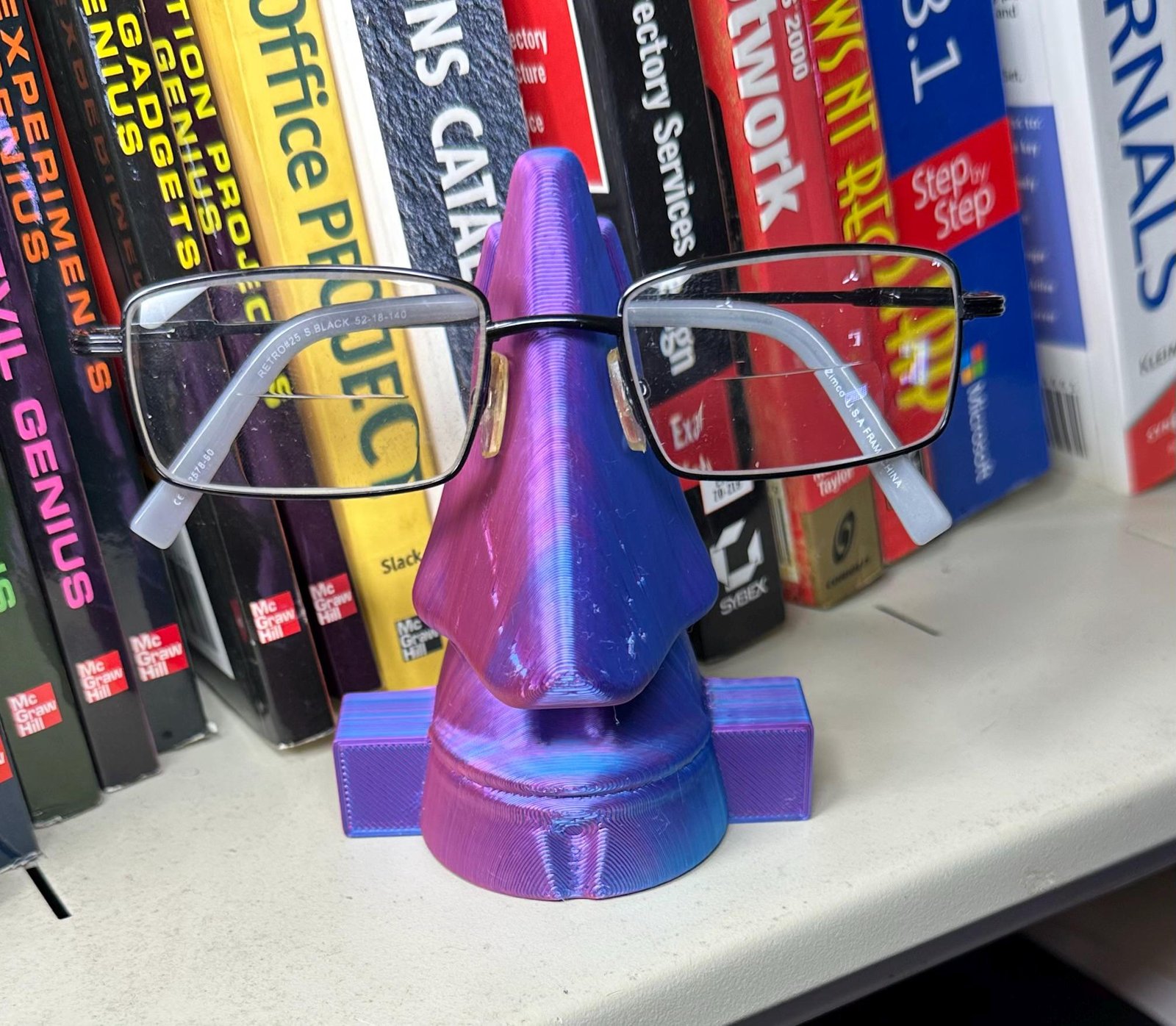 The Nose Eyeglass Holder - Image 4
